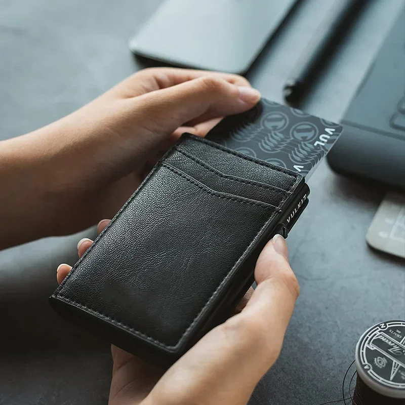 กระเป๋าสตางค์ผู้ชายแบบมินิมอล  - Card Case Minimalist บทวิจารณ์และราคา