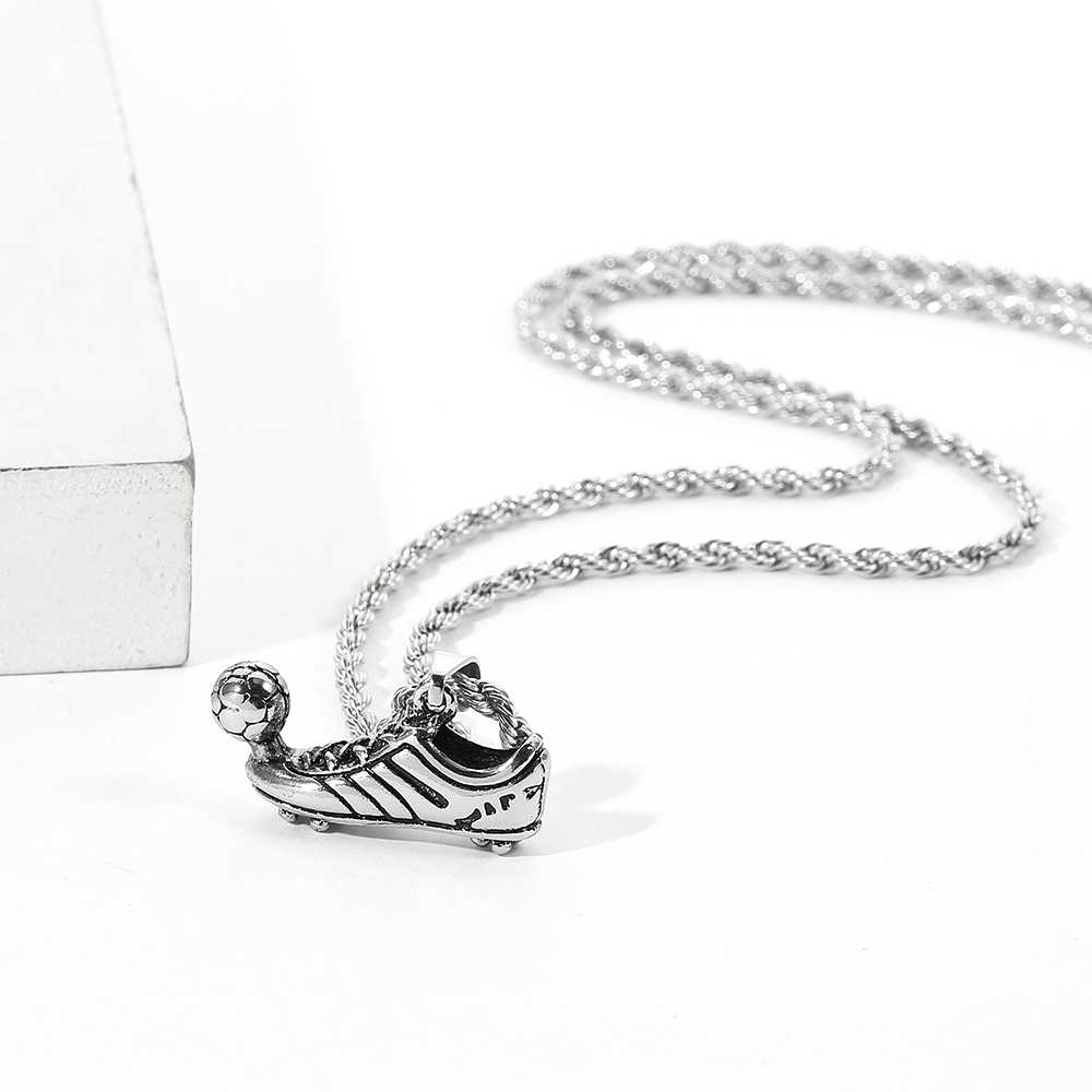 สร้อยคอจี้รองเท้าฟุตบอลฮิปฮอปพ - Men Accessories Singapore บทวิจารณ์และราคา