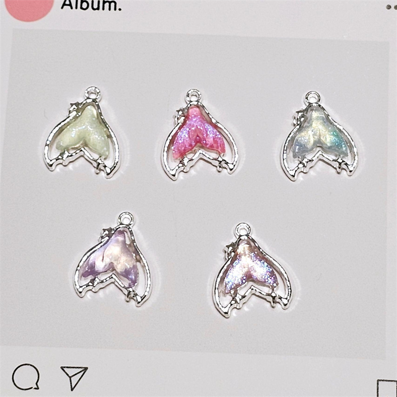 ลูกปัดโลหะผสมรูปหางการ์ตูนเคลื - Men Accessories Locket บทวิจารณ์และราคา