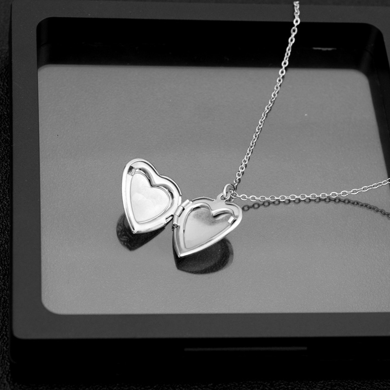 Love Heart Locket จี้สร้อยคอสํ - Men Accessories Locket บทวิจารณ์และราคา